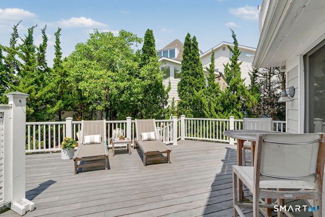 32 Nearwater Road, Norwalk, CT 06853