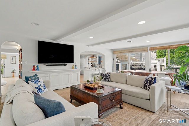 32 Nearwater Road, Norwalk, CT 06853