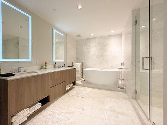 2101 S Surf Rd 2C, Hollywood, FL 33019