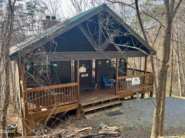 1520 Ski View Lane, Sevierville, TN 37876