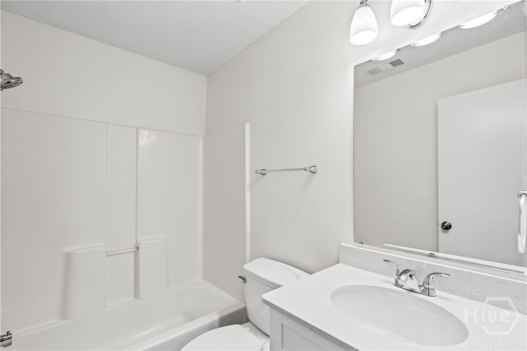 Image 14 of property listing at 12 Sugar Cane Drive, Savannah, GA 31419