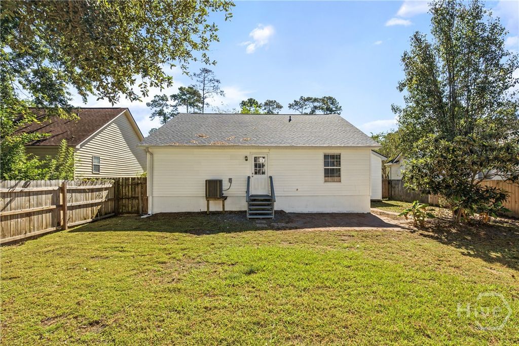 Image 18 of property listing at 12 Sugar Cane Drive, Savannah, GA 31419