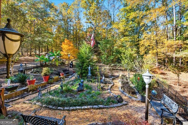 606 Morgan Road, Juliette, GA 31046