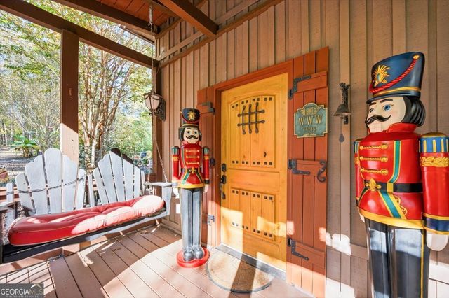 606 Morgan Road, Juliette, GA 31046