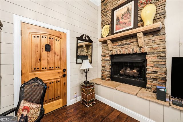 606 Morgan Road, Juliette, GA 31046