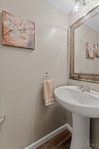 5028 Jessica Suzanne Drive, Morrow, OH 45152