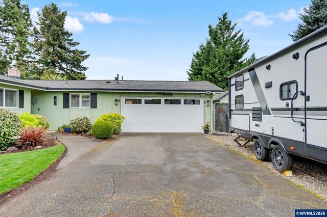 1075 Moneda Av N, Keizer, OR 97303