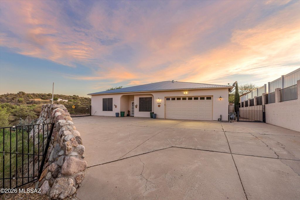 1224 N Caminito, Oracle, AZ 85623