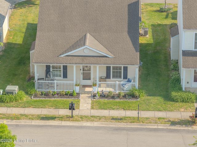 9631 Riverwalk Ave, Louisville, KY 40229