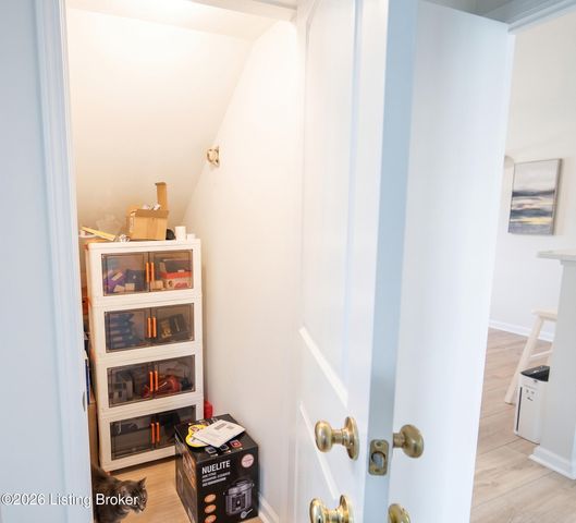 9631 Riverwalk Ave, Louisville, KY 40229