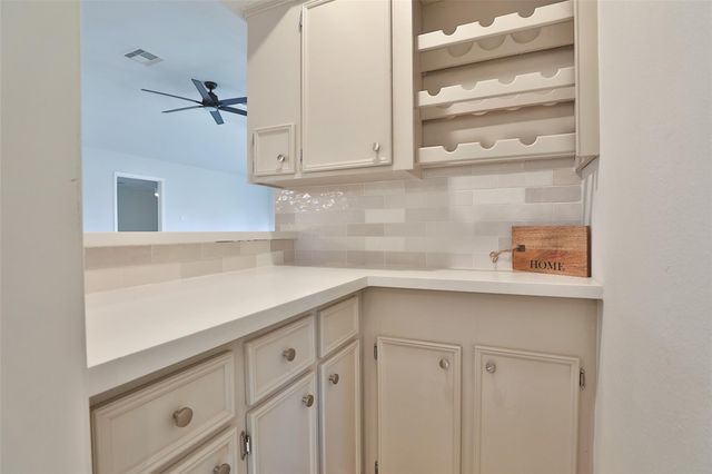 810 Palm Grove Circle, Sugar Land, TX 77498