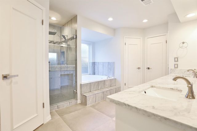 810 Palm Grove Circle, Sugar Land, TX 77498