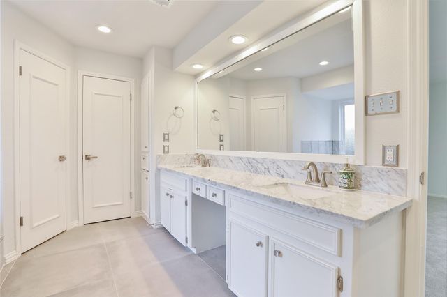 810 Palm Grove Circle, Sugar Land, TX 77498