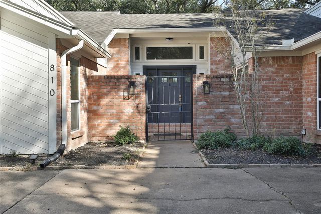 810 Palm Grove Circle, Sugar Land, TX 77498