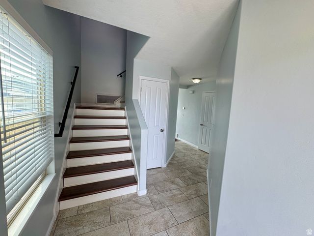 563 W BOUNTIFUL WAY, Saratoga Springs, UT 84045