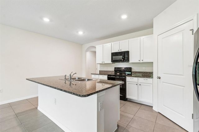 35525 STELLA VAST DRIVE, Zephyrhills, FL 33541