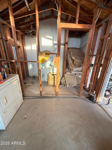 306 N 2ND Avenue, Avondale, AZ 85323