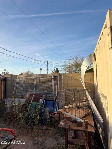 306 N 2ND Avenue, Avondale, AZ 85323
