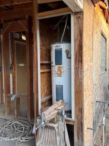 306 N 2ND Avenue, Avondale, AZ 85323