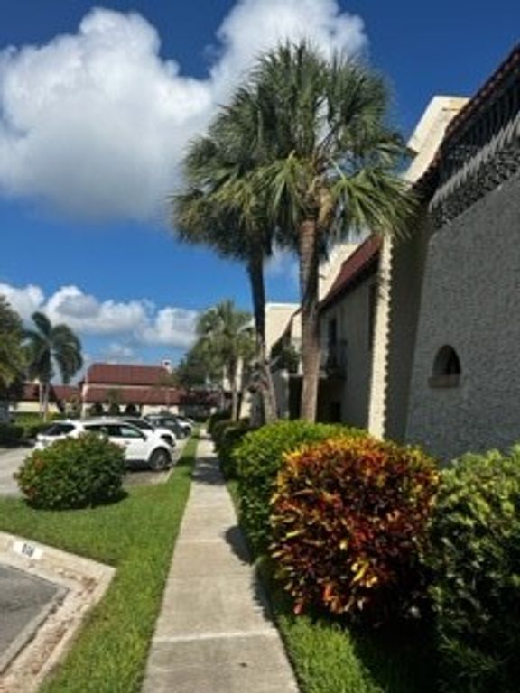 5151 Highway A1a 507, Indian River Shores, FL 32963