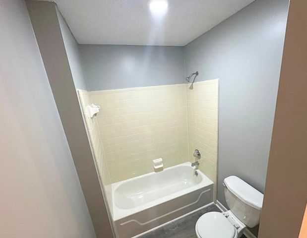 6280 YALE RD, Bartlett, TN 38134