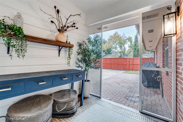 8912 Covey Court, Dallas, TX 75238