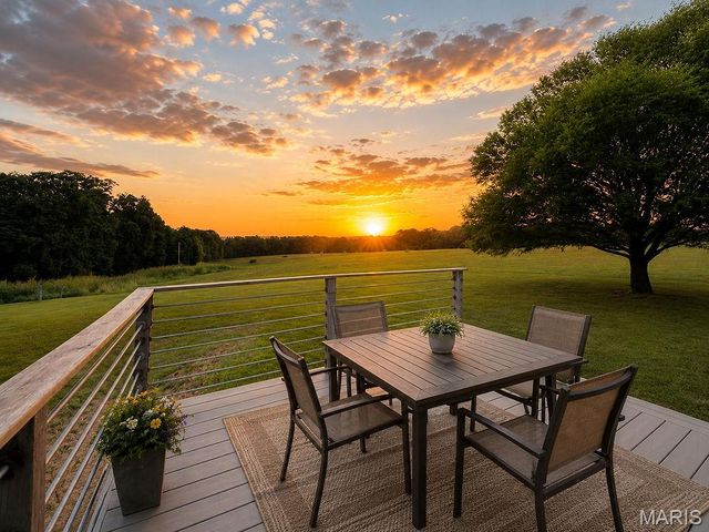 8253 Jackson School Road, Bloomsdale, MO 63627
