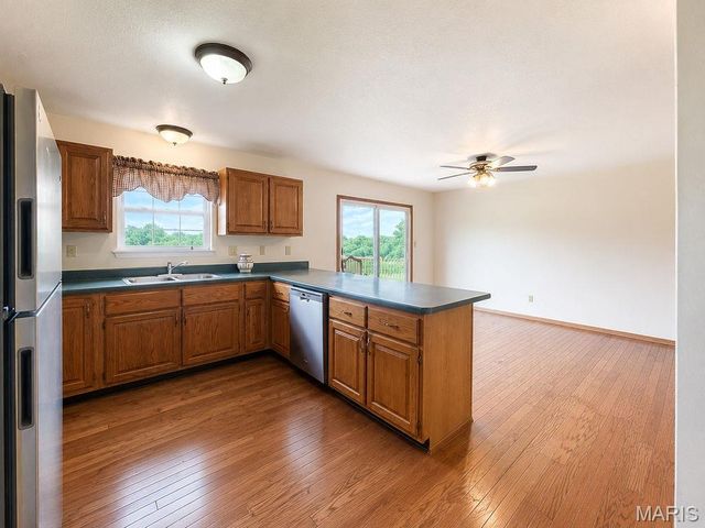 8253 Jackson School Road, Bloomsdale, MO 63627