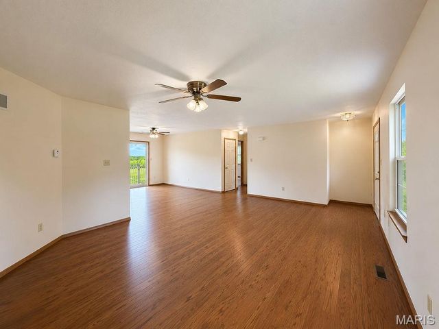 8253 Jackson School Road, Bloomsdale, MO 63627