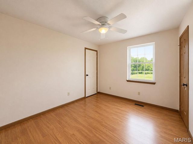 8253 Jackson School Road, Bloomsdale, MO 63627