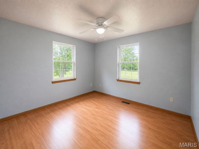 8253 Jackson School Road, Bloomsdale, MO 63627