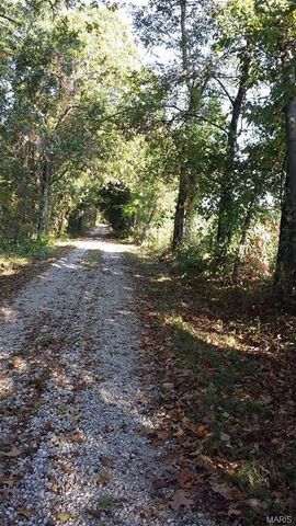 8253 Jackson School Road, Bloomsdale, MO 63627