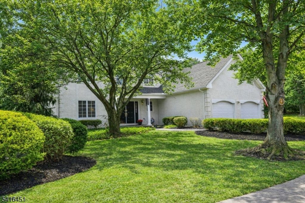 1 Vanderveer Dr, Bernards Twp., NJ 07920
