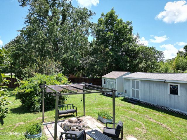 105 Sunnyvale Drive, Wilmington, NC 28412