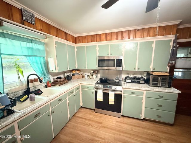 105 Sunnyvale Drive, Wilmington, NC 28412