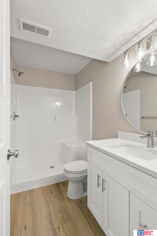 10111 S 78th Street, Lincoln, NE 68516