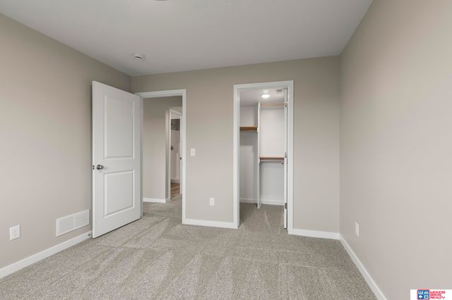 10111 S 78th Street, Lincoln, NE 68516