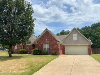 6166 E Sandbourne, Olive Branch, MS 38654