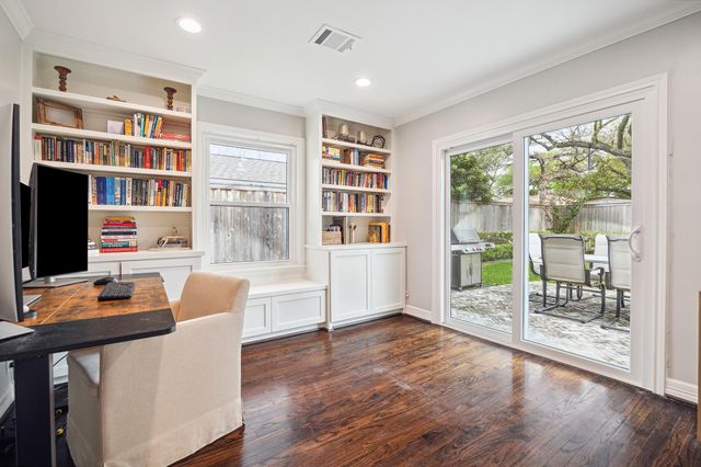 8511 Greenbush Street, Houston, TX 77025