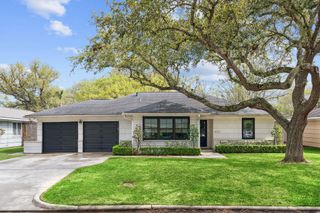 8511 Greenbush Street, Houston, TX 77025