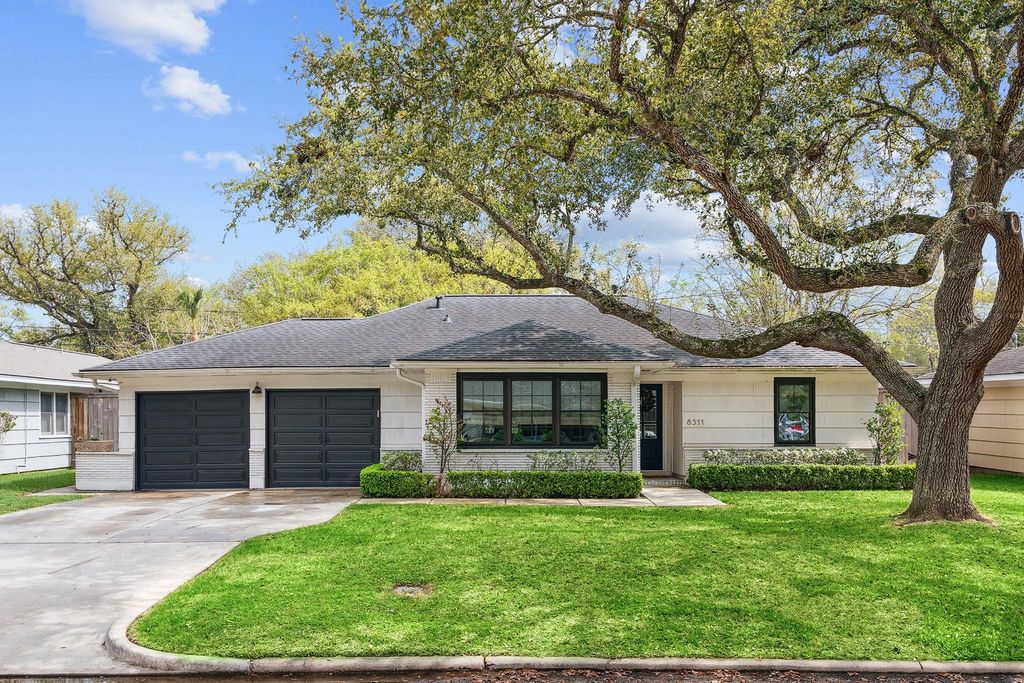 8511 Greenbush Street, Houston, TX 77025
