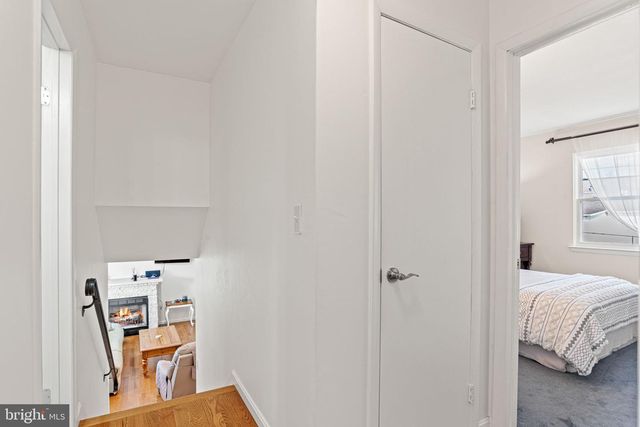 369 HIVNER RD, Harrisburg, PA 17111