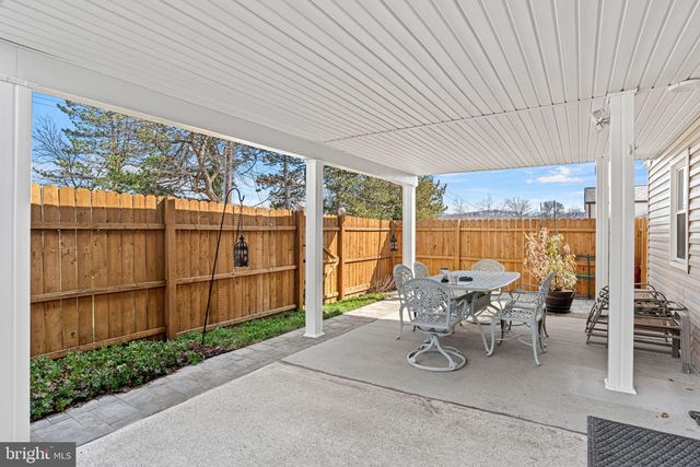 369 HIVNER RD, Harrisburg, PA 17111