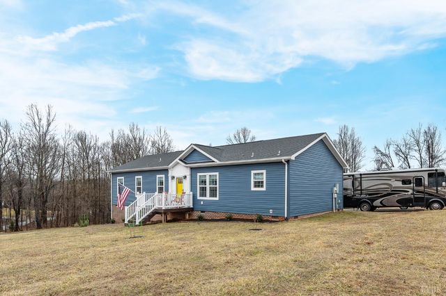 5049 Horseshoe Bend Road, Goodview, VA 24095