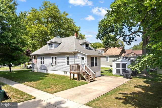 140 ALBANY AVE, Barrington, NJ 08007