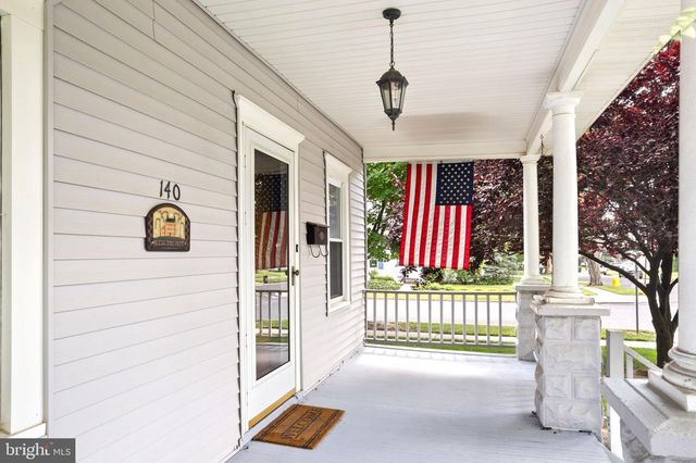 140 ALBANY AVE, Barrington, NJ 08007