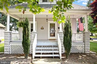 140 ALBANY AVE, Barrington, NJ 08007