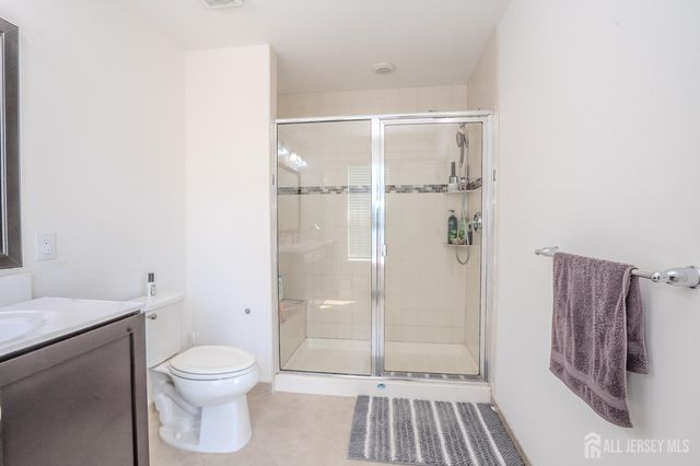15 Clover Lane, Monroe, NJ 08831