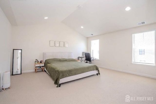 15 Clover Lane, Monroe, NJ 08831