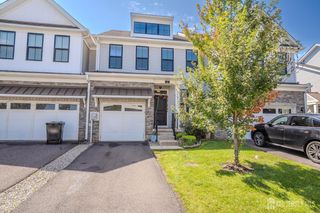 15 Clover Lane, Monroe, NJ 08831